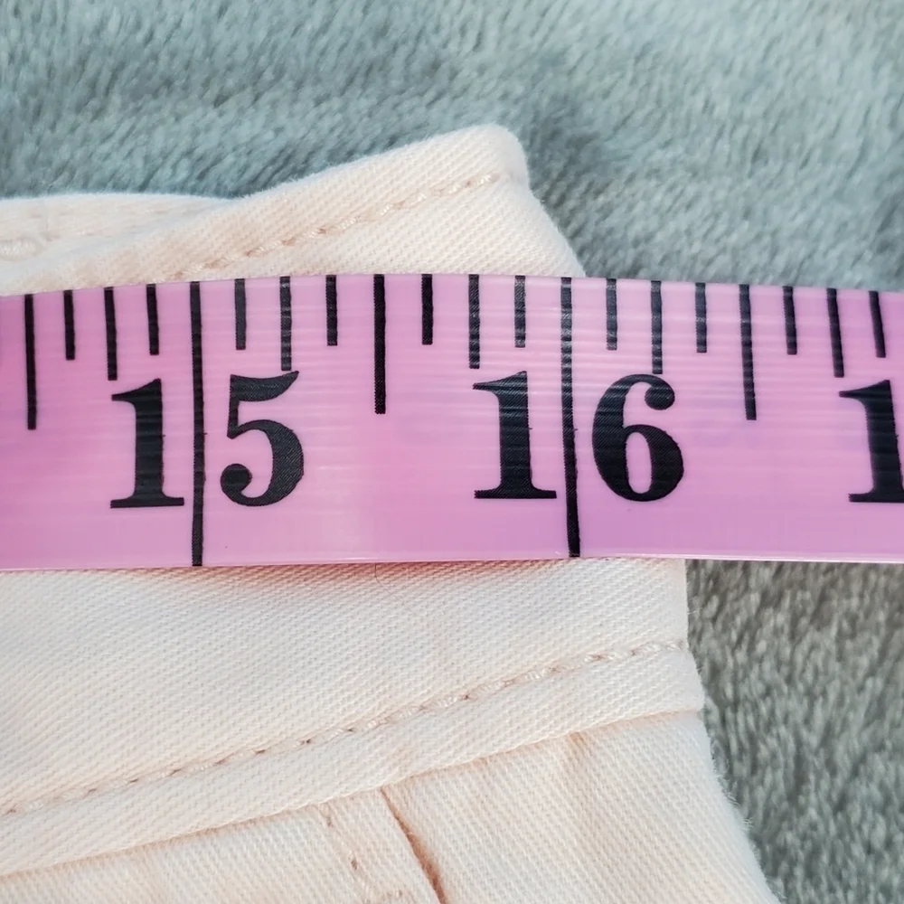 Ann Taylor Loft peach cotton bermuda shorts 6